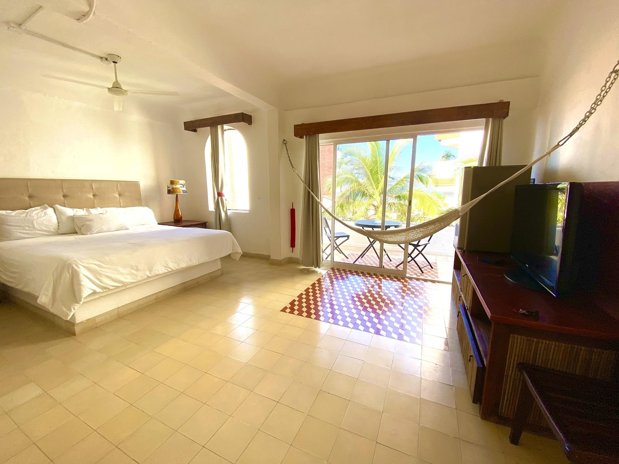 Hotel Amaca Puerto Vallarta - Adults Only Экстерьер фото