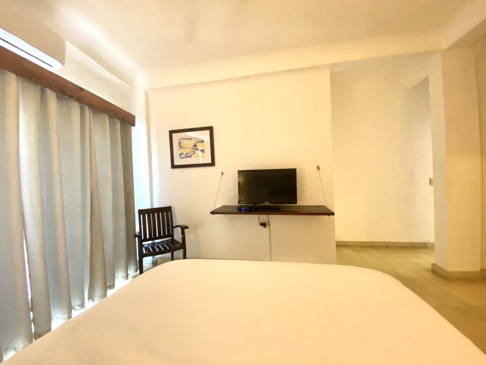 Hotel Amaca Puerto Vallarta - Adults Only Экстерьер фото